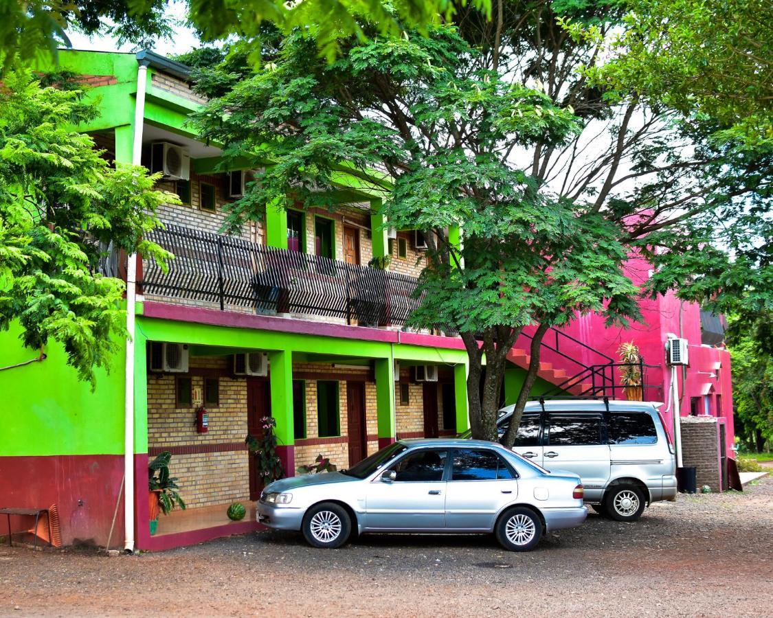 Palmas Park Hotel Y Restaurant Obligado Eksteriør billede